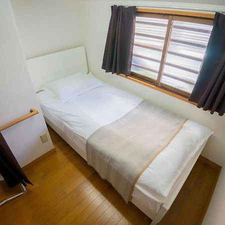 Family Or Business Travel 20 Percent Off丨200 Sqm 丨 14 Min To Shinjuku 丨century-Old Japanese Garden 丨3 Parking Spaces丨4 Bedrooms Tokyo Eksteriør bilde