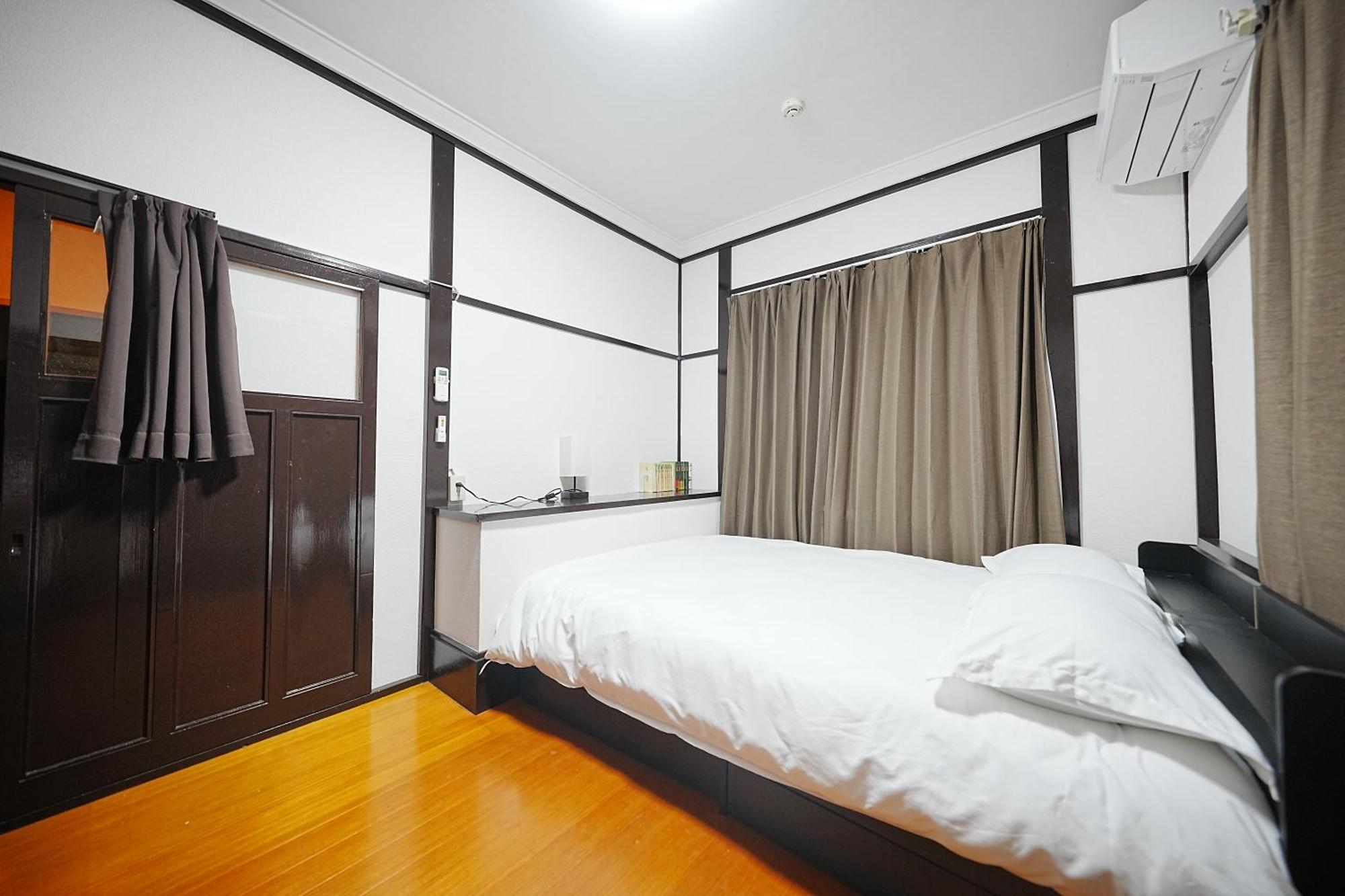 Family Or Business Travel 20 Percent Off丨200 Sqm 丨 14 Min To Shinjuku 丨century-Old Japanese Garden 丨3 Parking Spaces丨4 Bedrooms Tokyo Eksteriør bilde